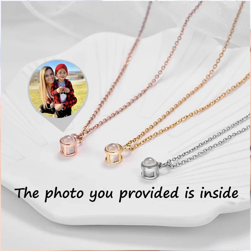 Leo - Projection Photo Necklace