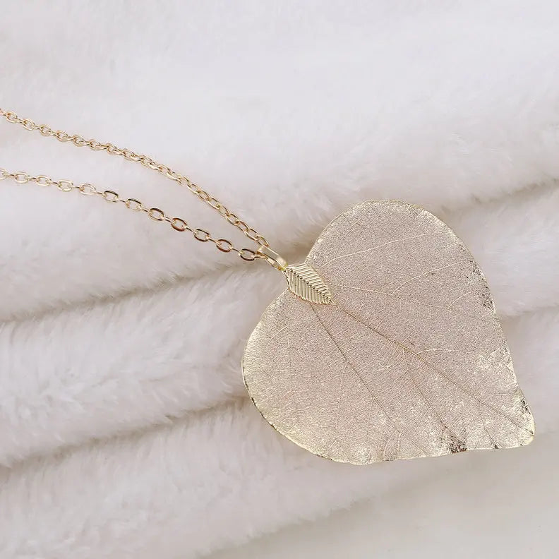 Heart Leaf Pendant Necklace