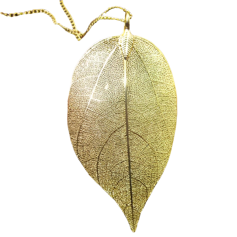 Nature-Inspired Leaf Pendant Necklace