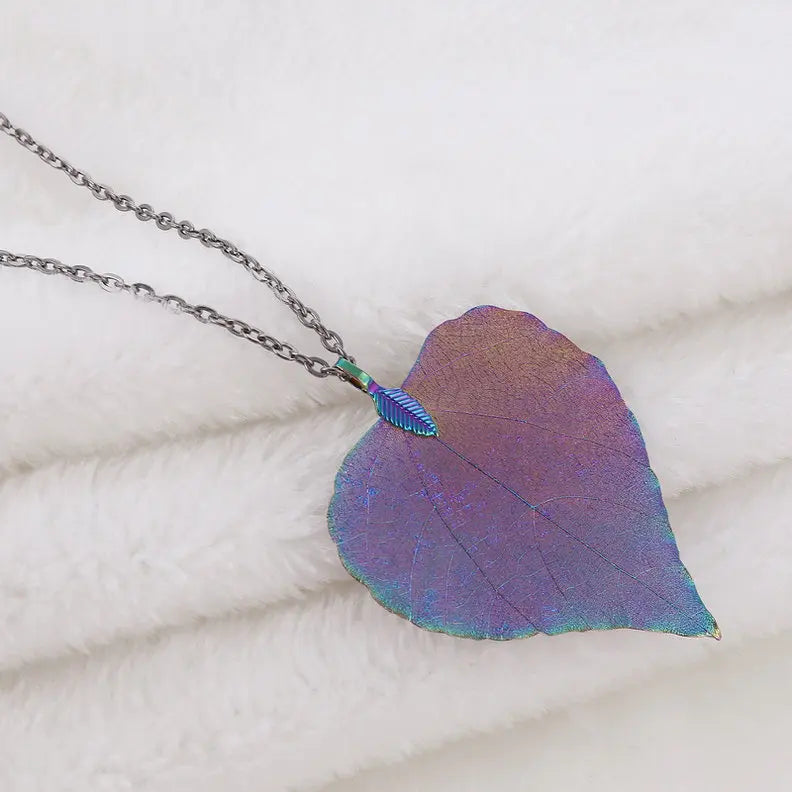 Heart Leaf Pendant Necklace