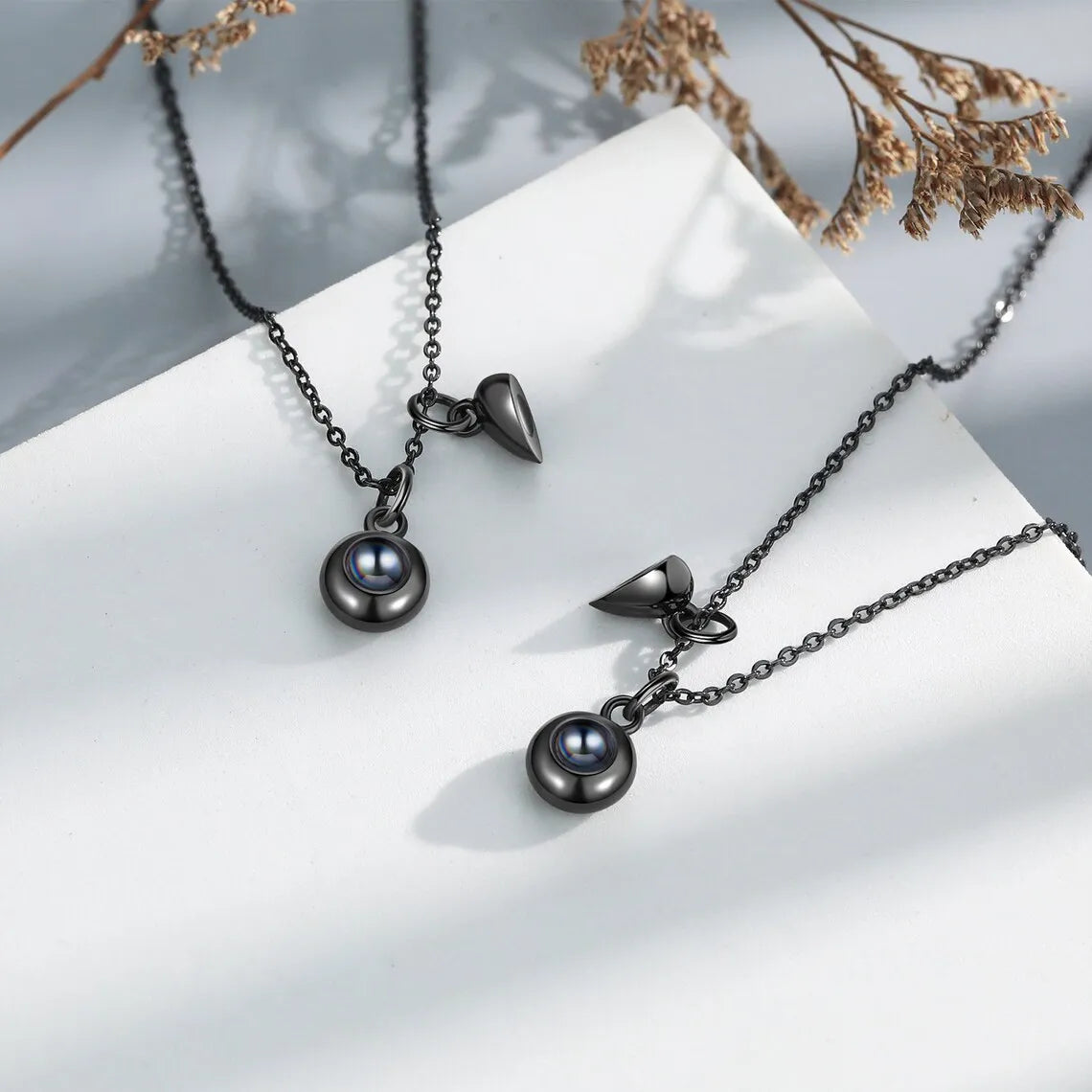 Heartfelt Projection Necklace