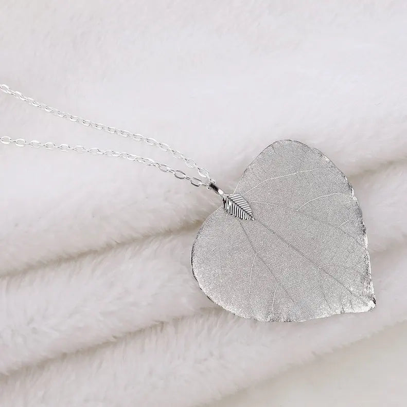 Heart Leaf Pendant Necklace