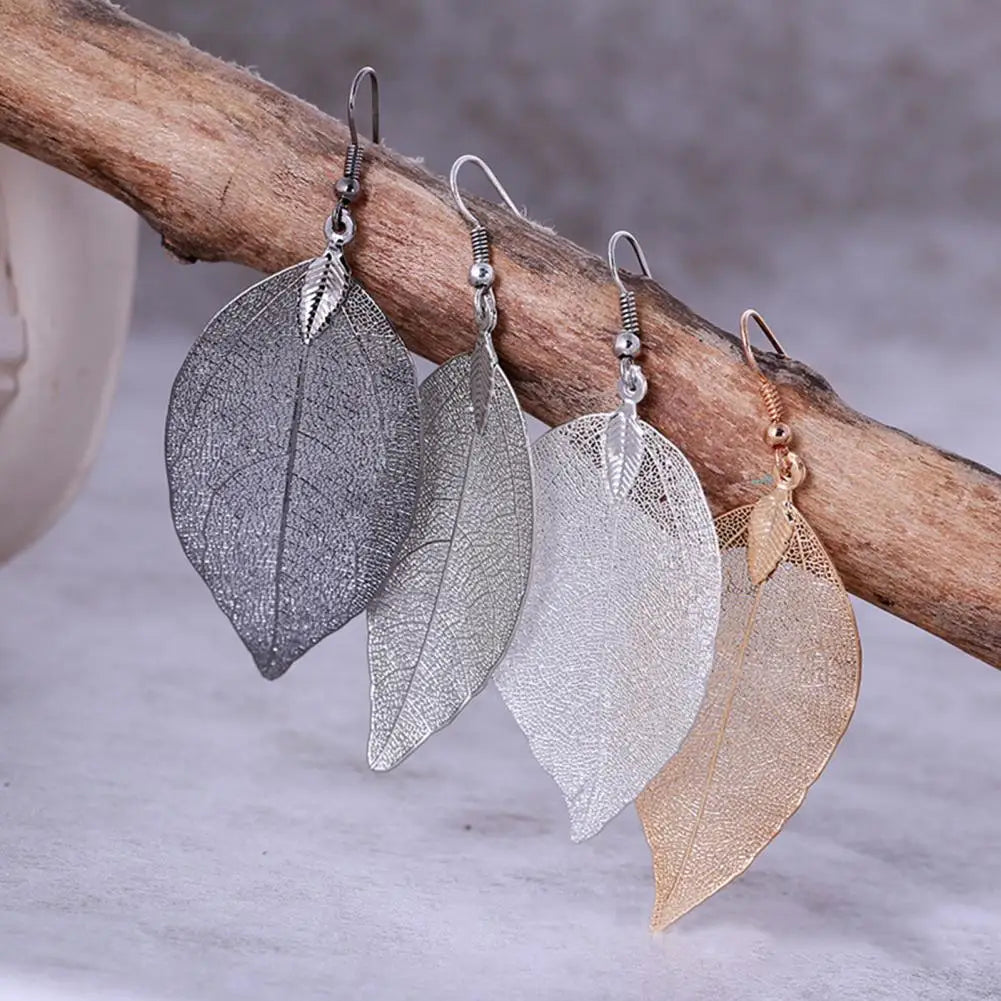 Chic Leaf Drop Earrings