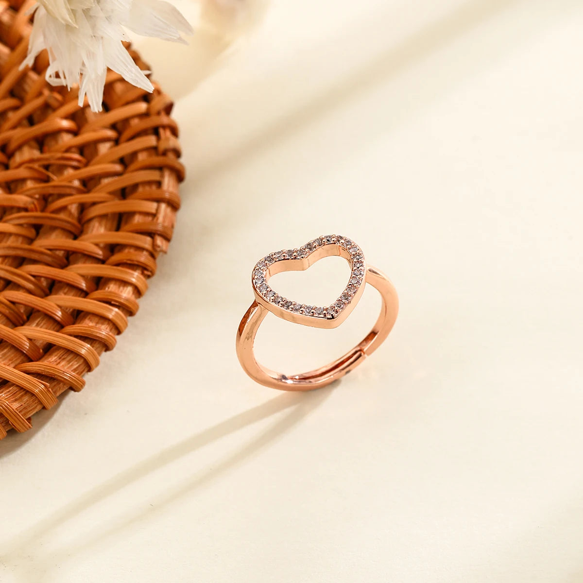 Heartfelt Projection Love Ring