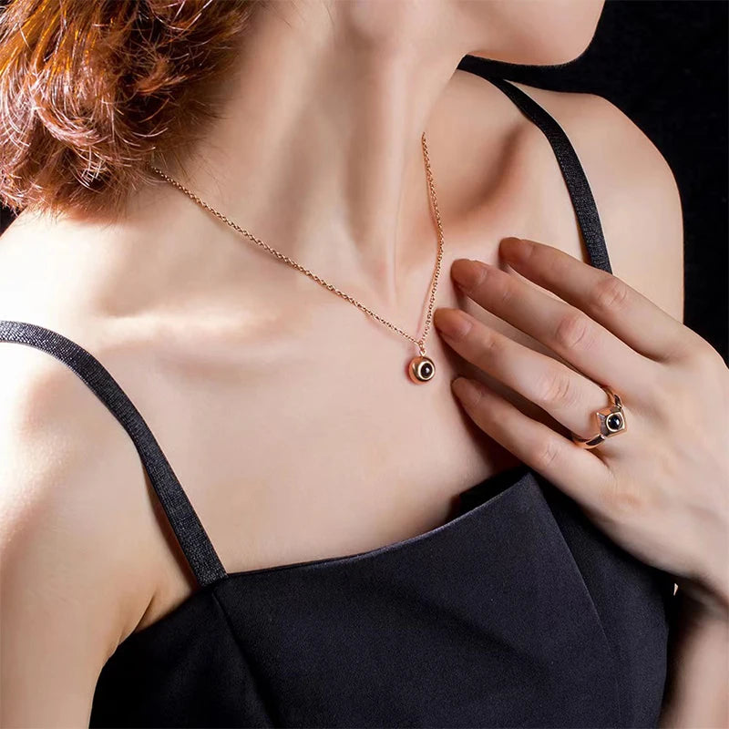 Memory Projection Circle Necklace