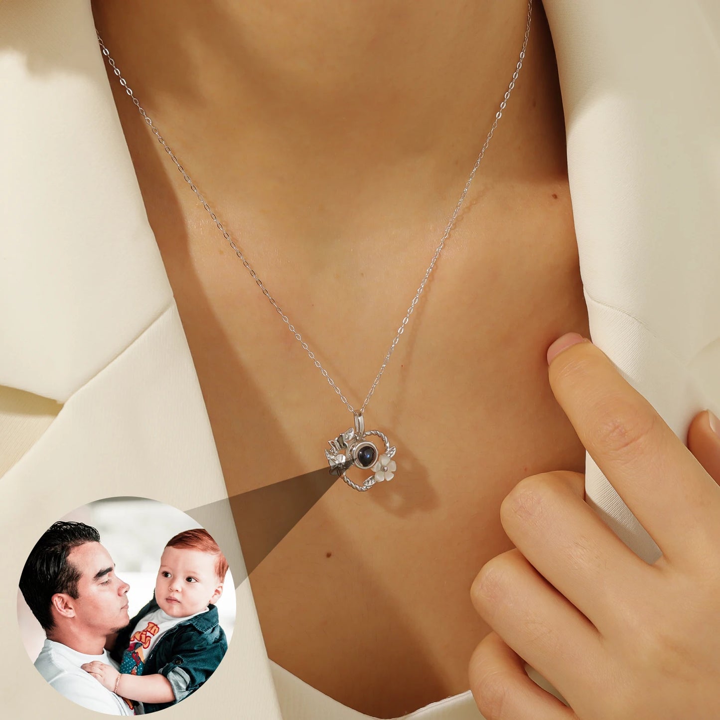 Heartfelt Projection Necklace