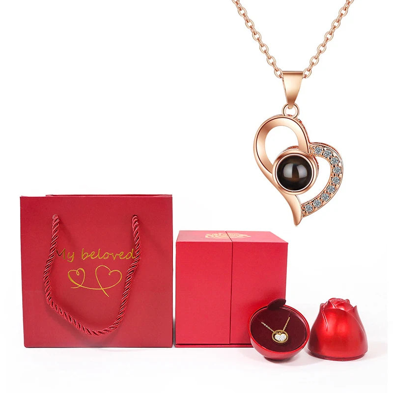 Heartfelt Projection Love Necklace