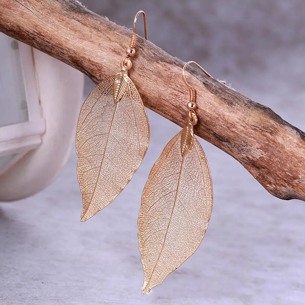 Chic Leaf Drop Earrings